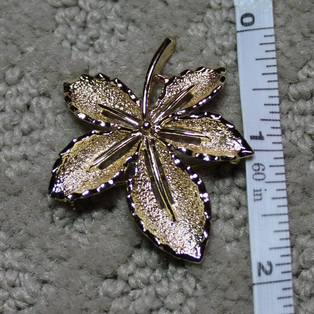 Vintage SARAH COVENTRY ~1.75